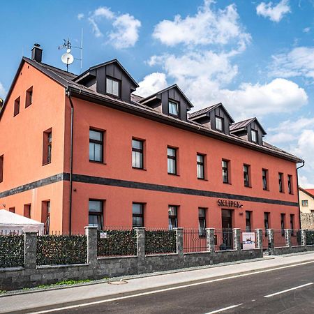 Apartmanovy Dum Sklipek Trutnov Esterno foto