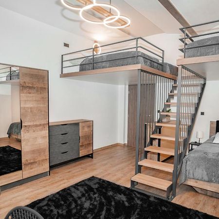 Apartmanovy Dum Sklipek Trutnov Esterno foto