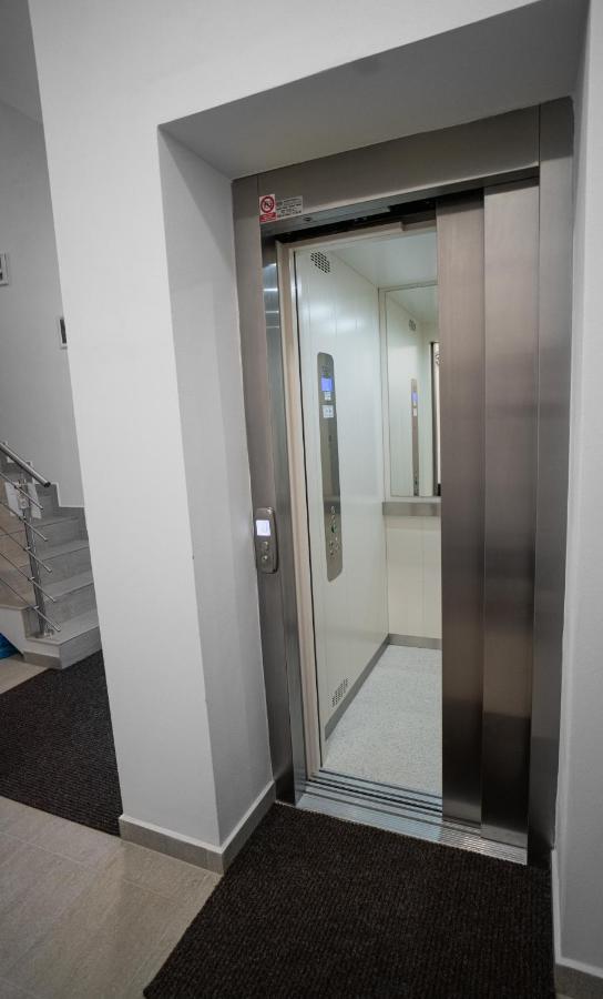 Apartmanovy Dum Sklipek Trutnov Esterno foto