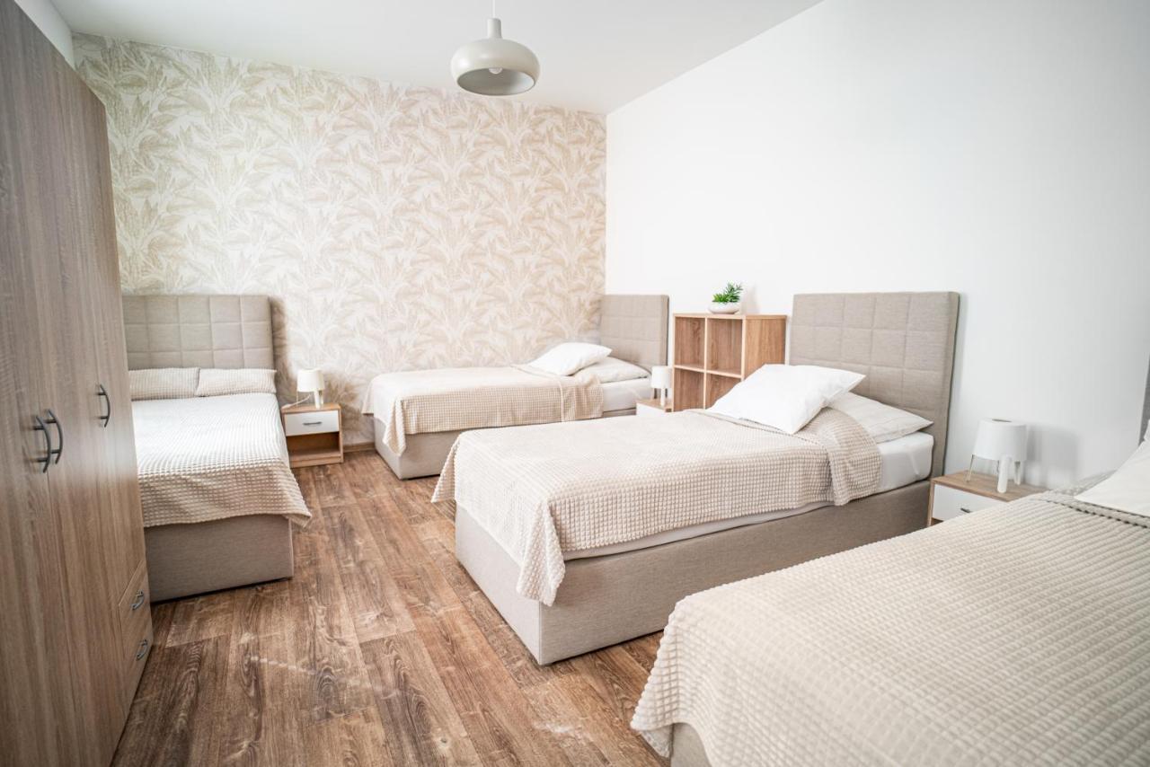 Apartmanovy Dum Sklipek Trutnov Esterno foto