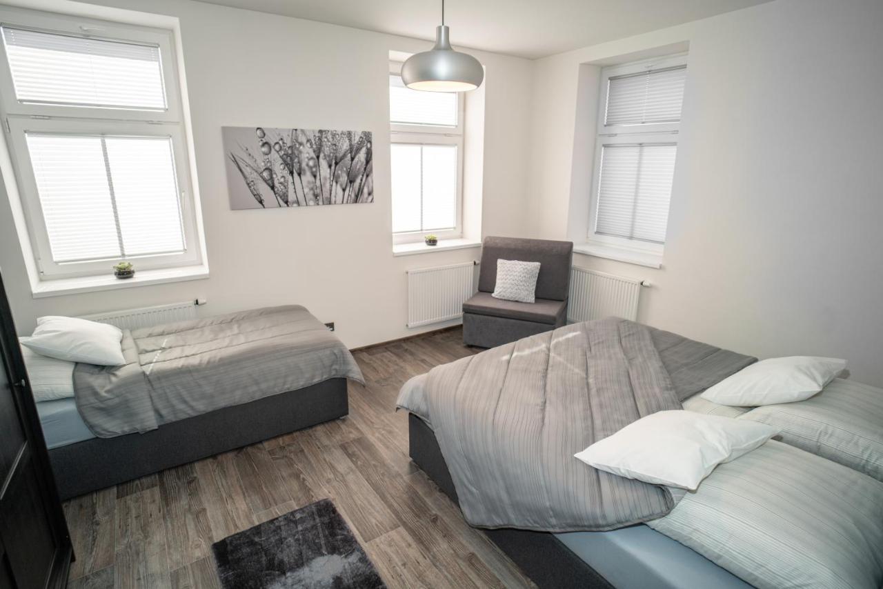 Apartmanovy Dum Sklipek Trutnov Esterno foto