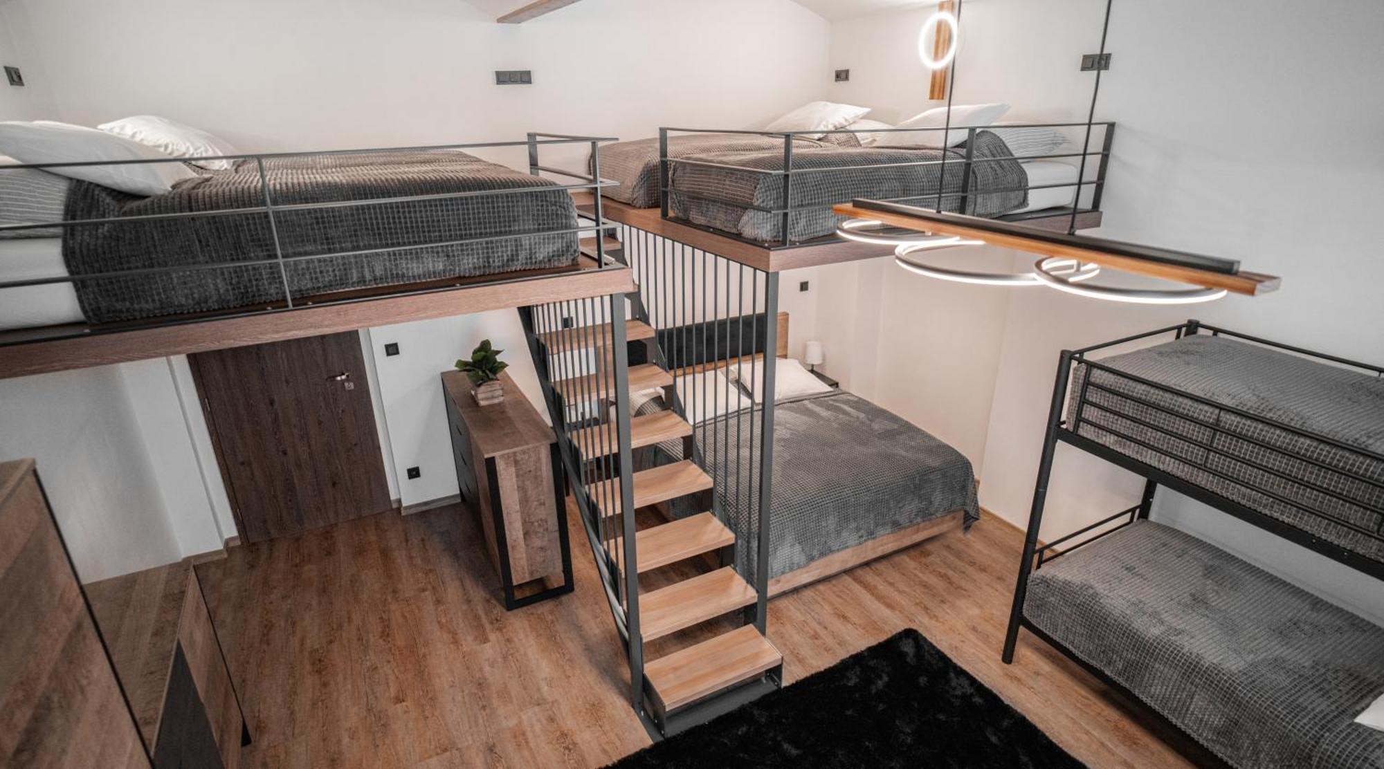 Apartmanovy Dum Sklipek Trutnov Esterno foto