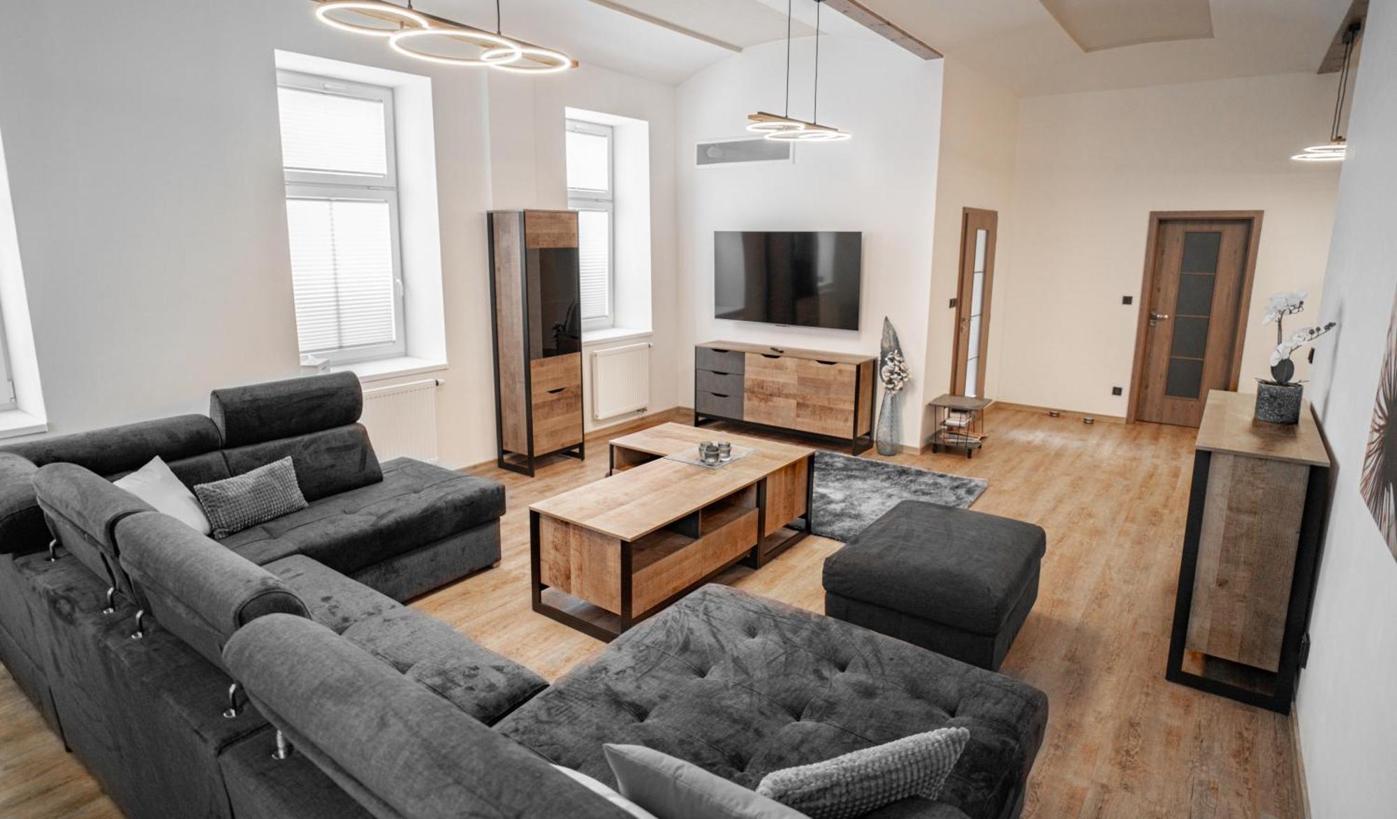 Apartmanovy Dum Sklipek Trutnov Esterno foto